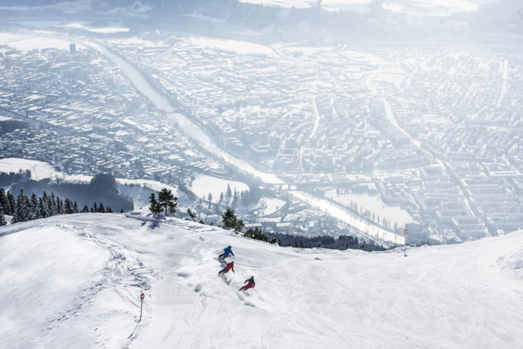 Innsbruck, Skigebiet Nordkette, Blick auf Innsbruck. Foto: Andre Schoenherr